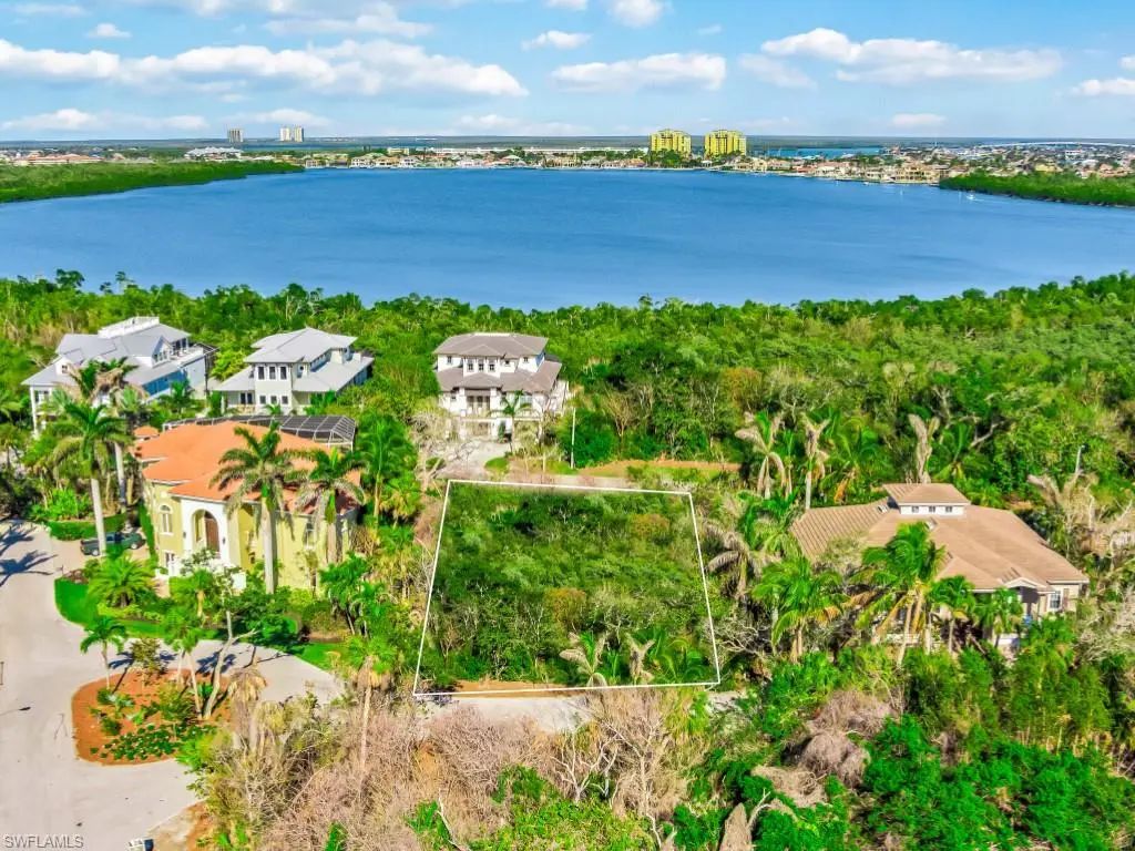 950 Sea Oats Ct, Marco Island
