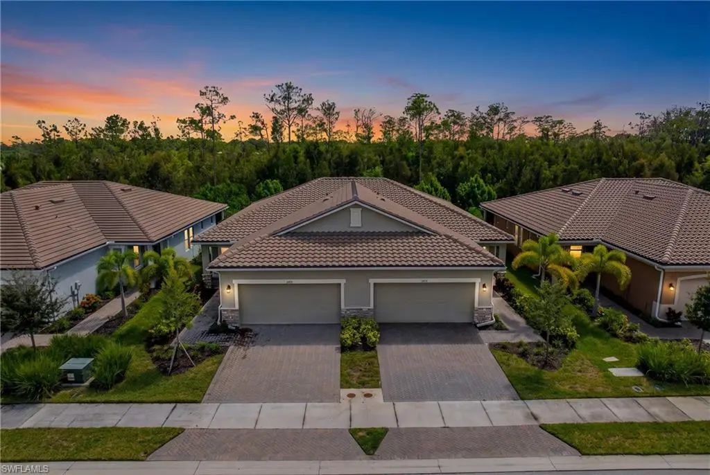 10295 Bonavie Cove Dr, Fort Myers