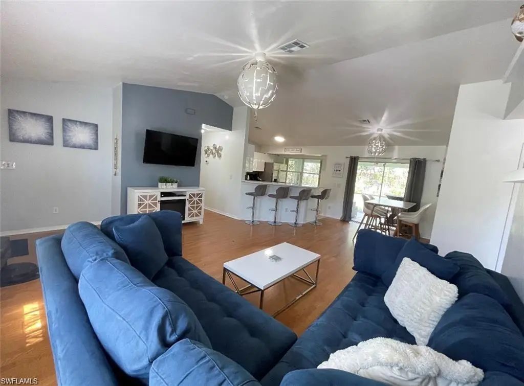 6701 Canton St, Fort Myers