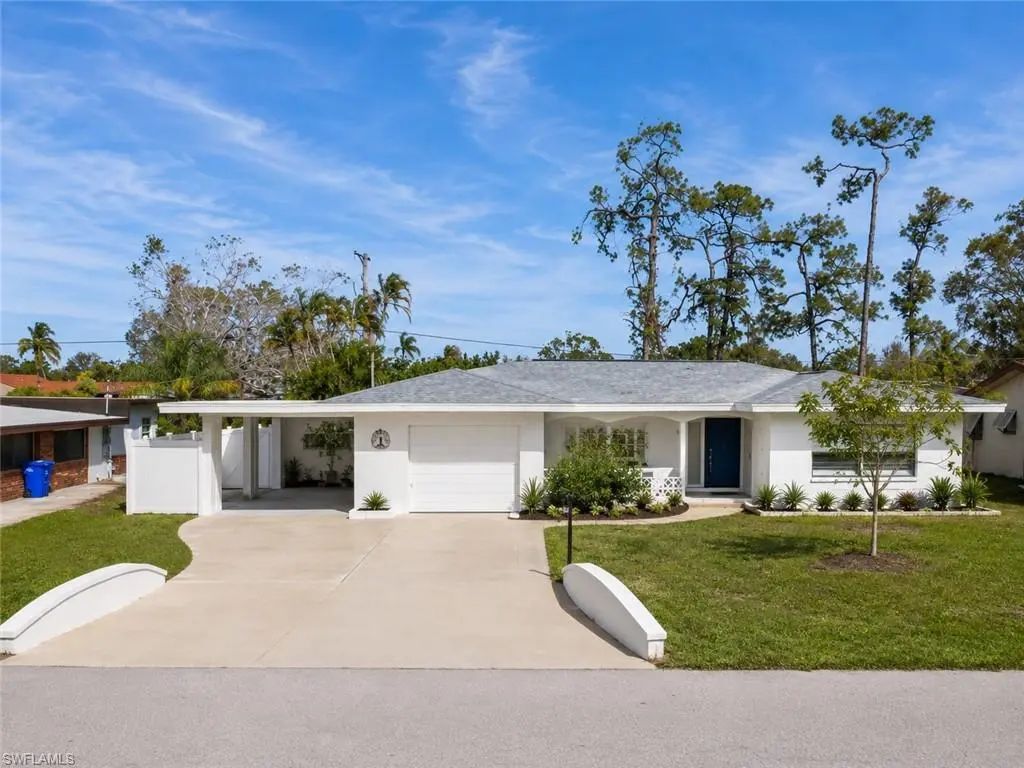 2267 Aldridge Ave, Fort Myers