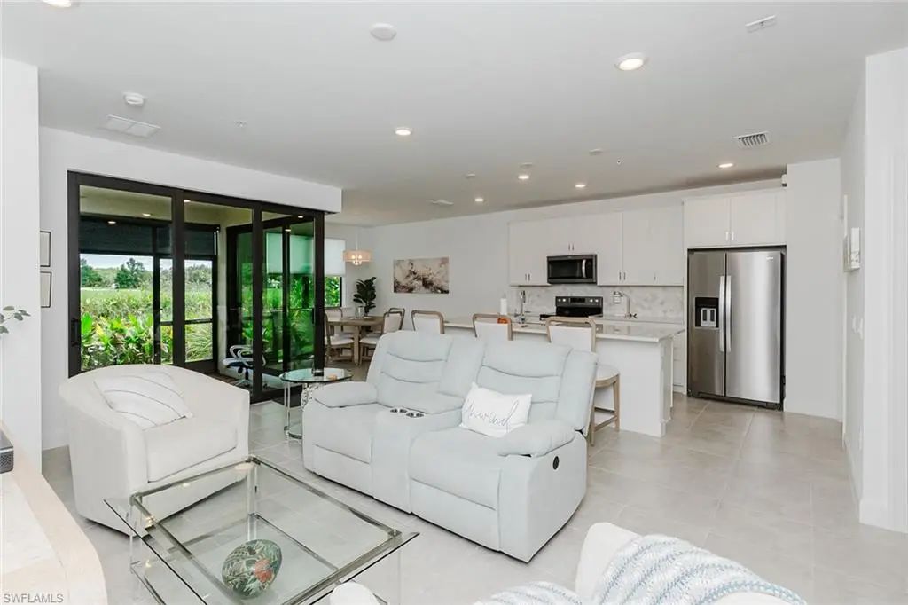 5682 Mayflower Way 806, Ave Maria