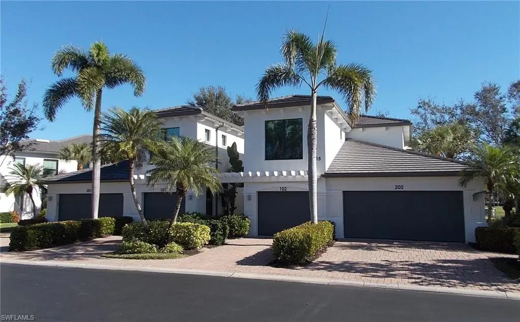 2444 Ravenna Blvd 202, Naples