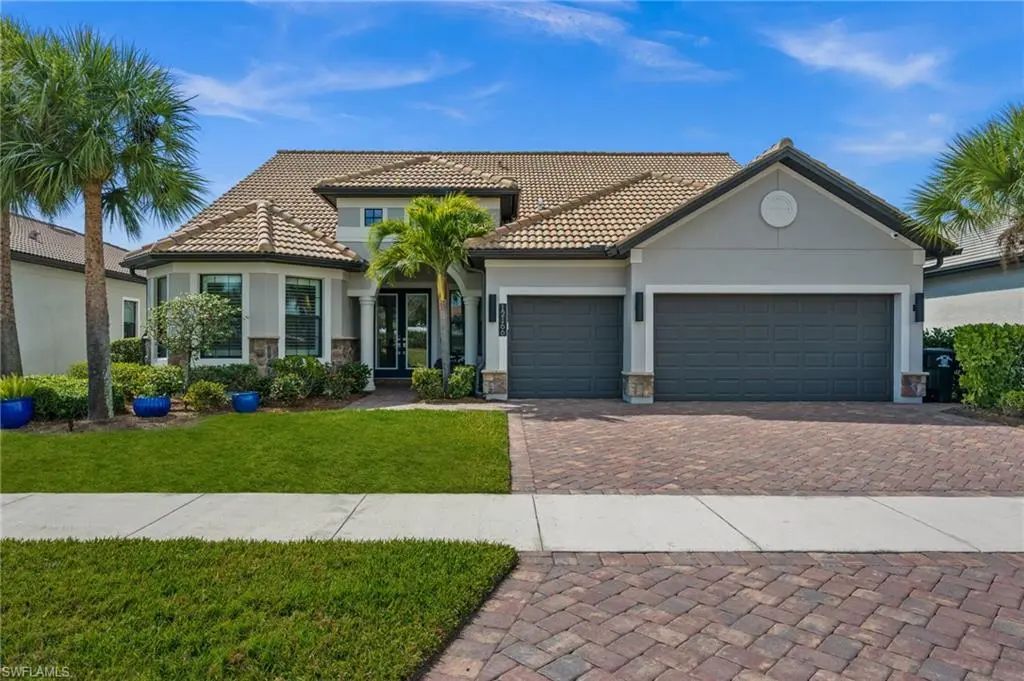 12166 Sussex St, Fort Myers