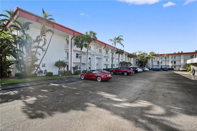 Photo of 1700 Pine Valley Dr 208, FORT MYERS FL