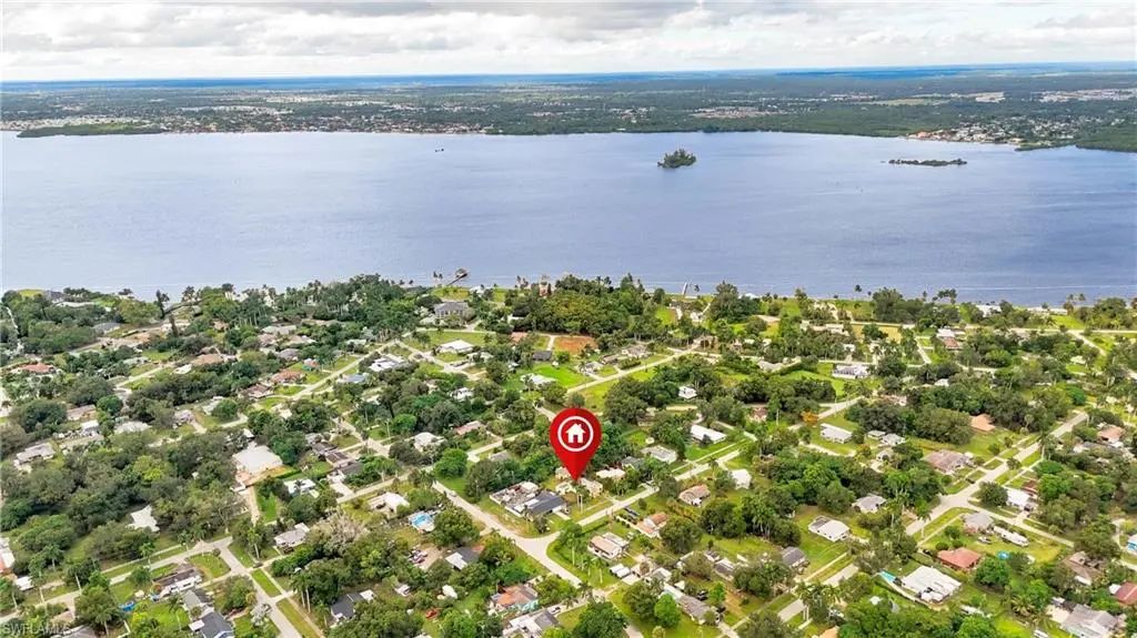 364 Arlington Ave, FORT MYERS, FL 33905 2026044362 | Nicklaus Vance