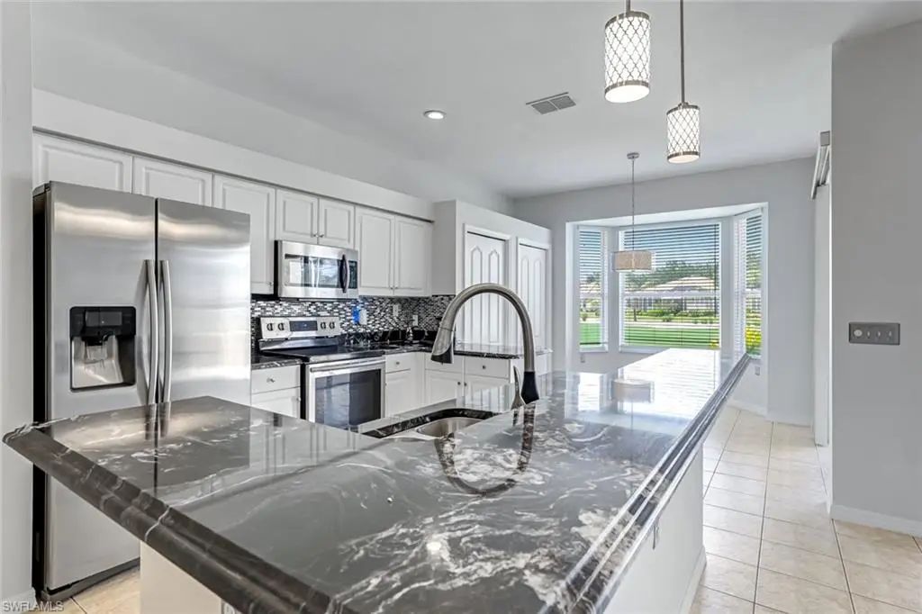 1725 Morning Sun Ln E34, Naples