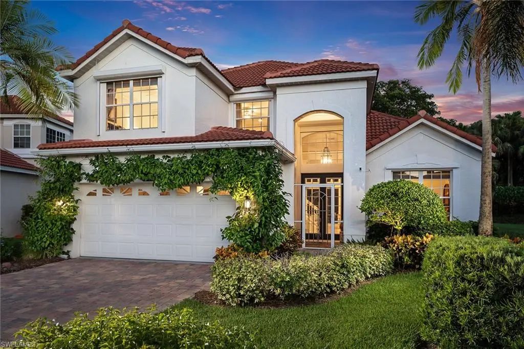 8900 Ventura Way, Naples