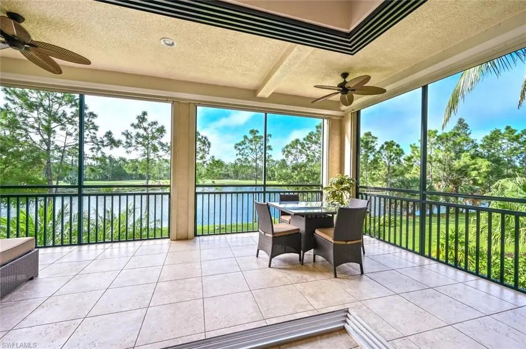 2764 Tiburon Blvd E 3-101, Naples