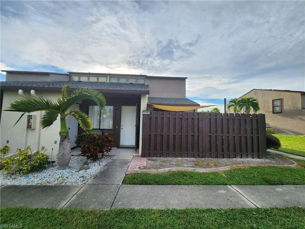 12963 Cherrydale Ct, Fort Myers