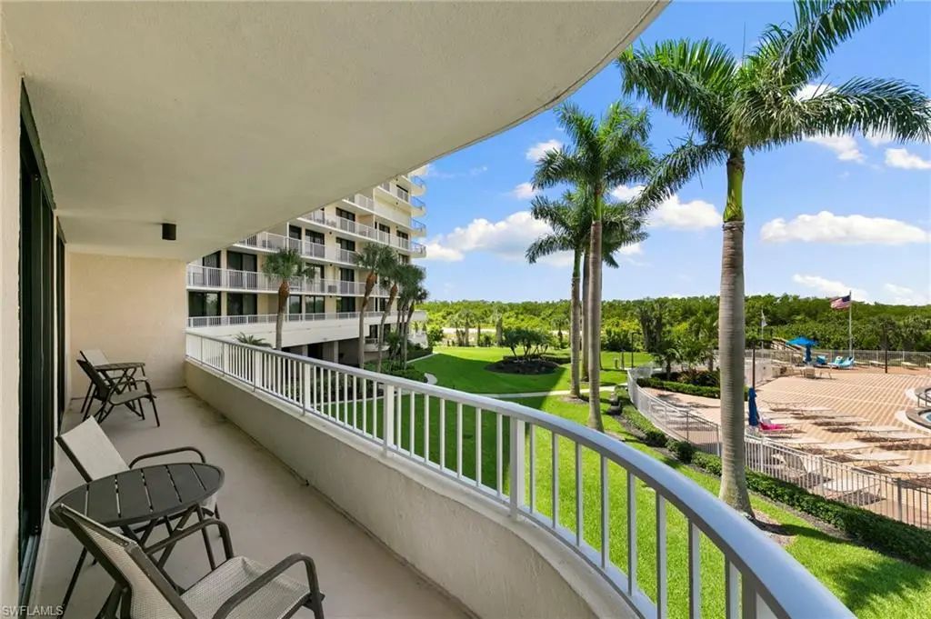 380 Seaview Ct 203, Marco Island