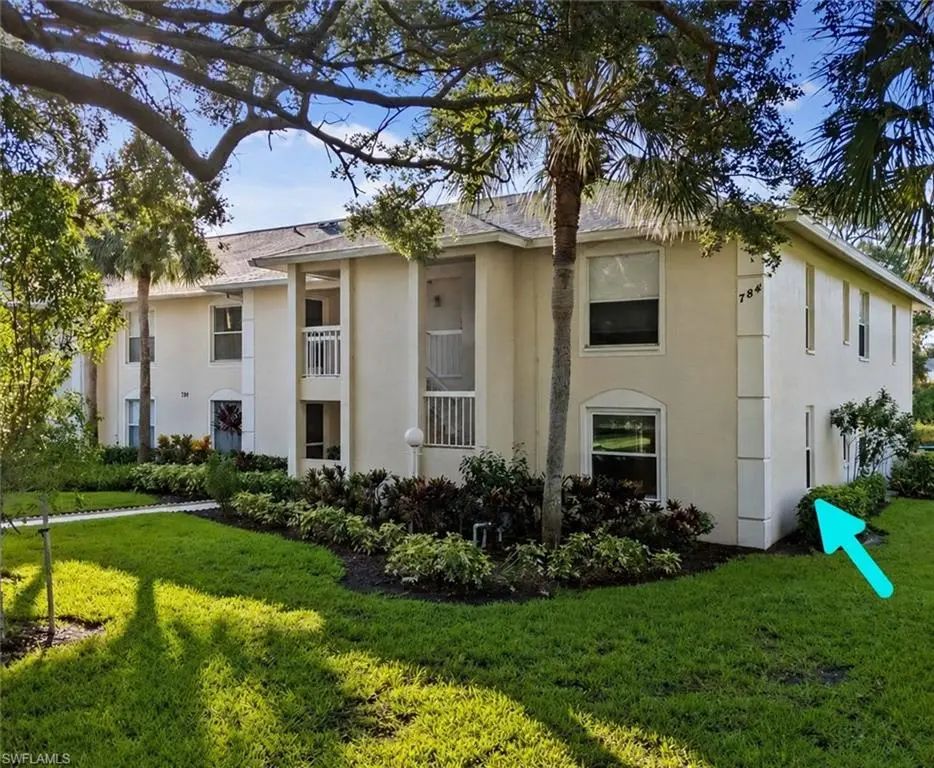 784 Landover Cir 104, Naples