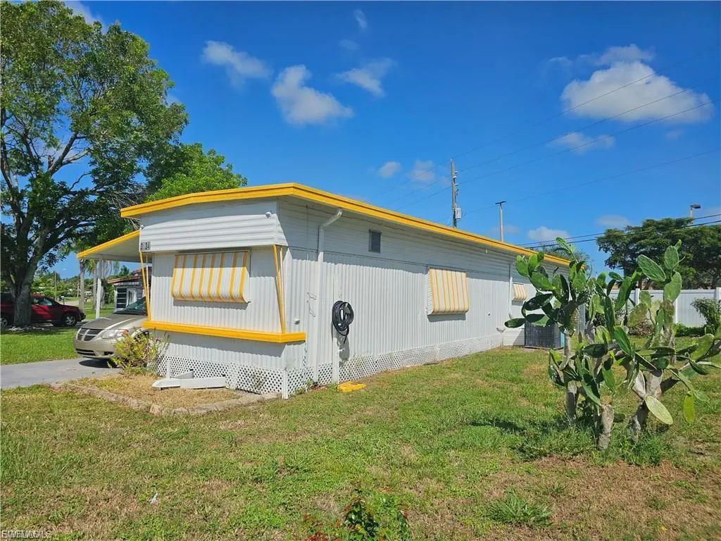 3834 Unique Cir, Fort Myers