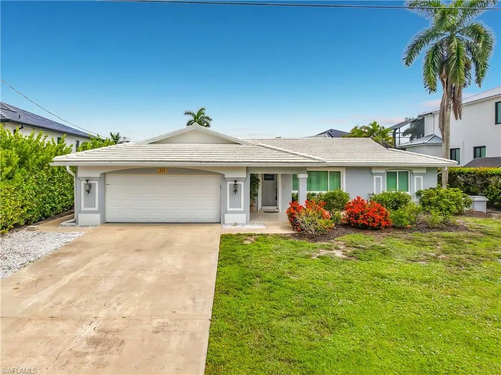 225 3rd St, Bonita Springs