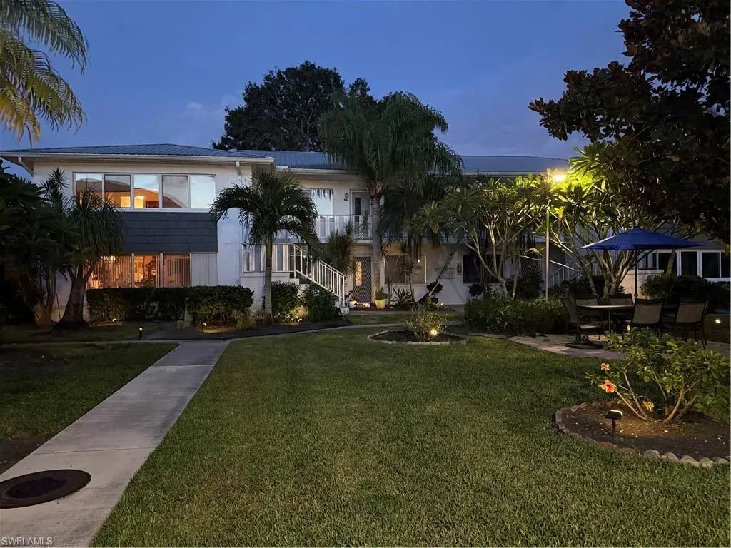 431 Van Buren St E5, Fort Myers
