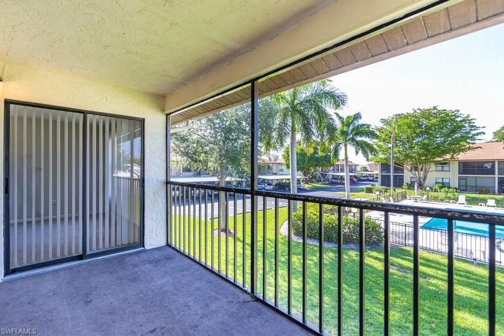 4241 Chantelle Dr D202, Naples