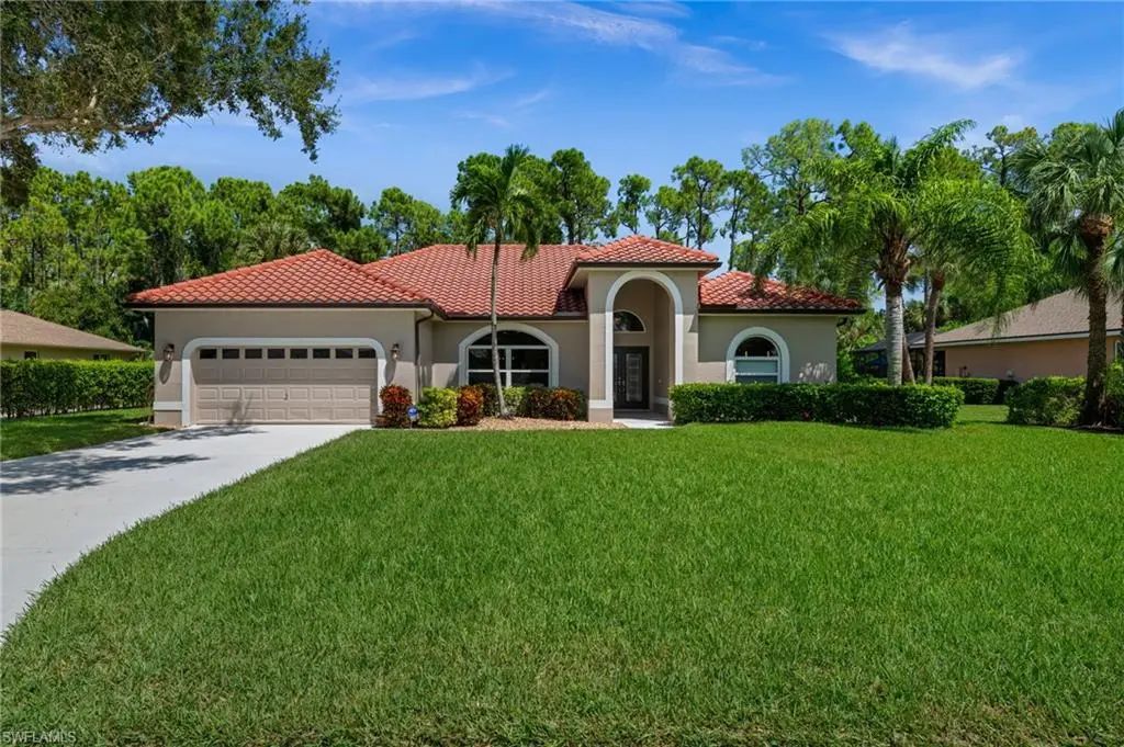 2127 Imperial Cir, Naples