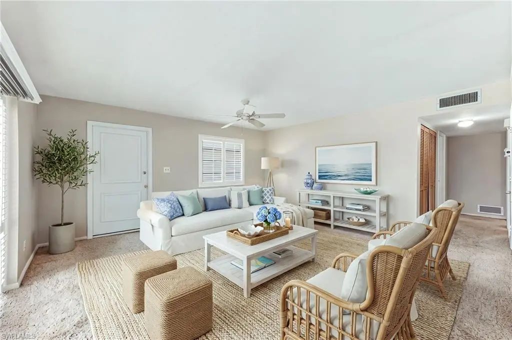 1549 Sandpiper St 82, Naples