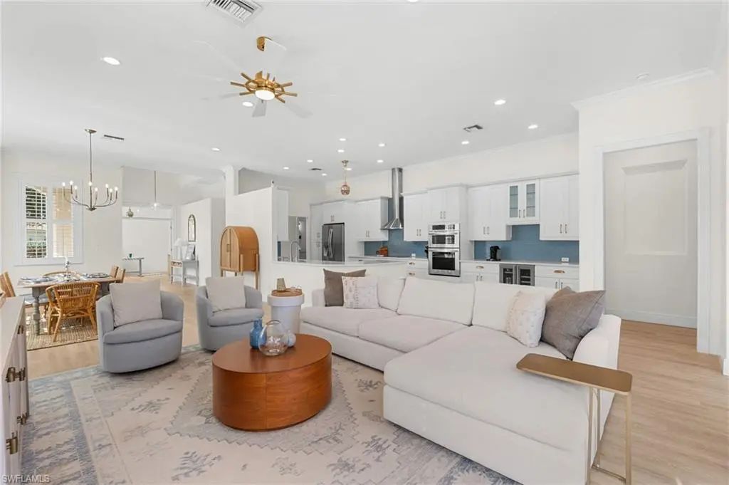 24717 Hollybrier Ln, Bonita Springs