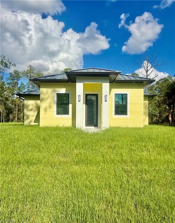 3144 10th Ave Ne, Naples