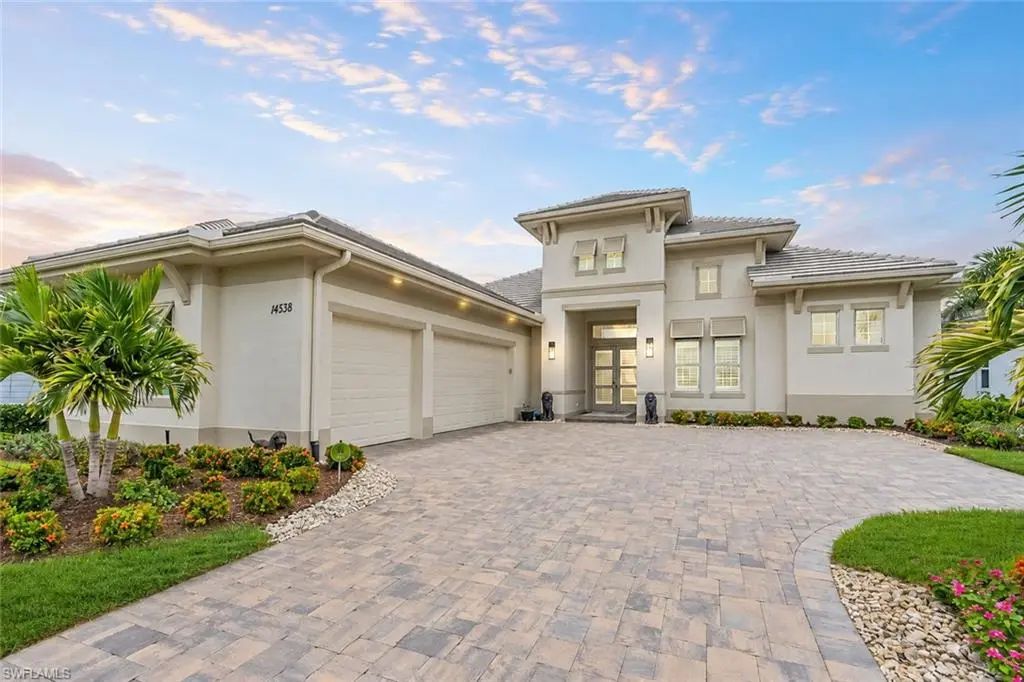 14338 Laguna Springs Ln, Naples
