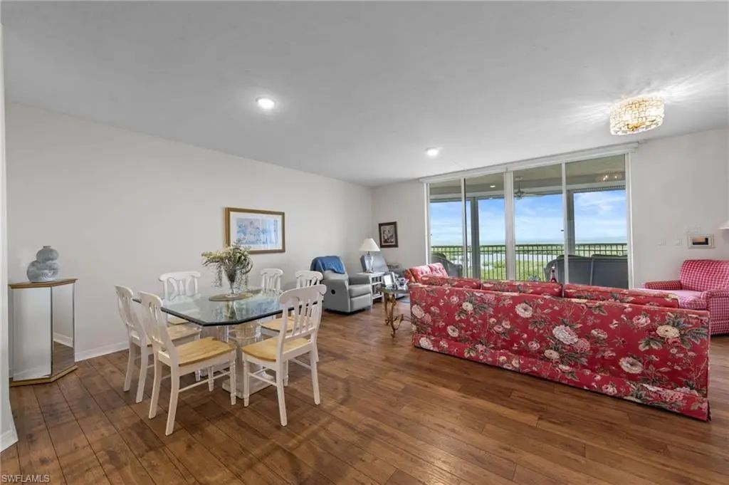 1001 Arbor Lake Dr 904, Naples