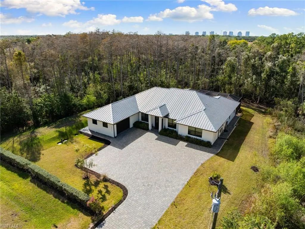 25526 Busy Bee Dr, Bonita Springs