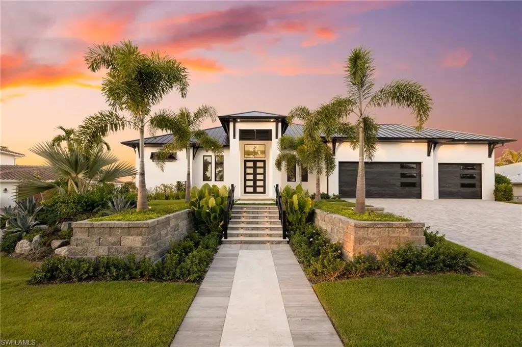 111 Montrose Dr, Fort Myers