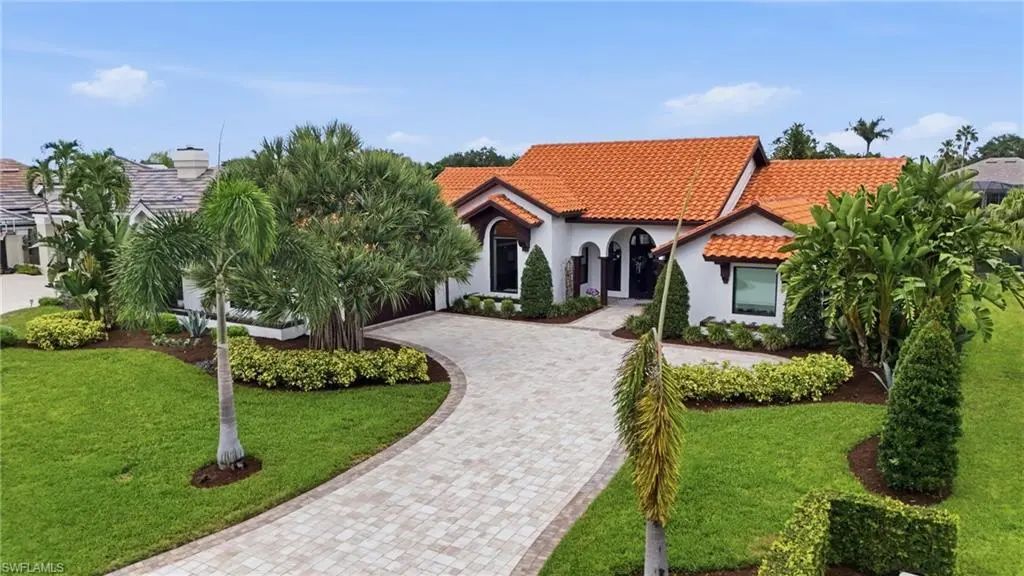 11532 Longshore Way W, Naples