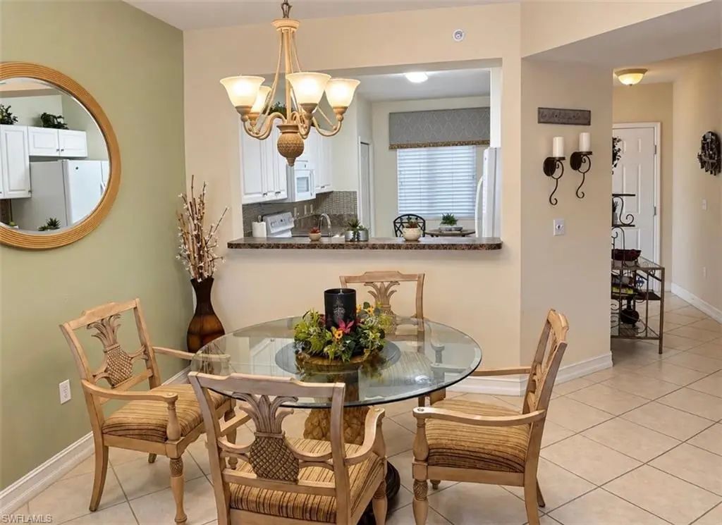 7808 Regal Heron Cir 103, Naples