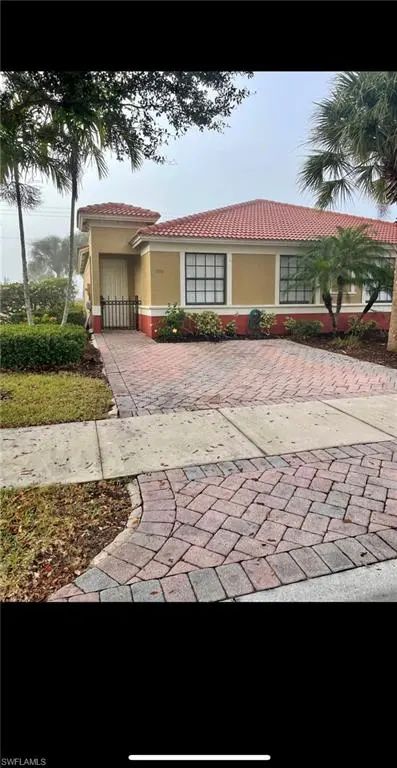 7350 Bristol Cir, Naples
