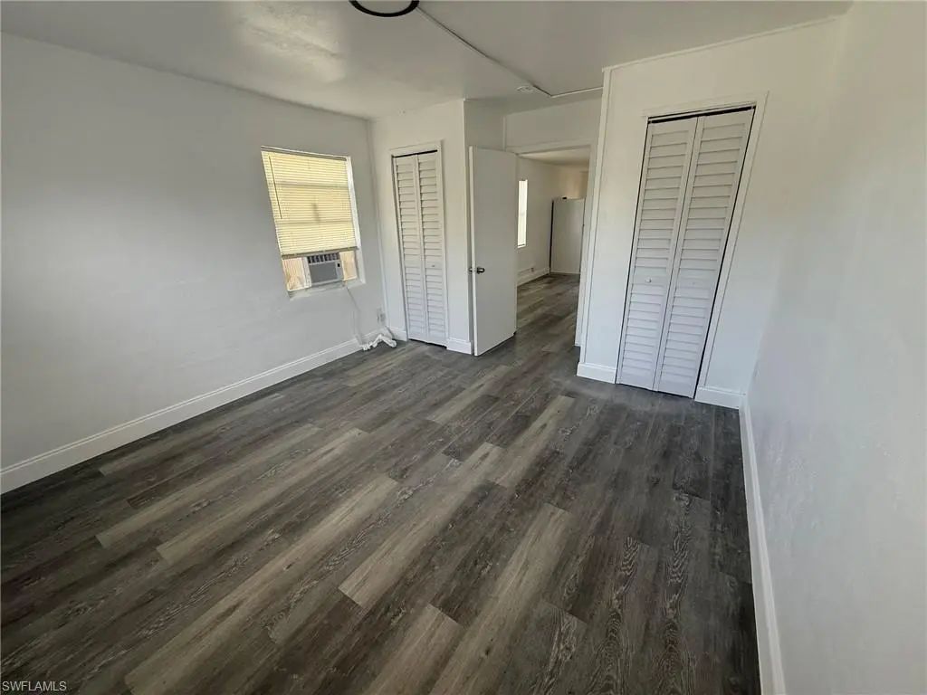 3049 2nd St 4, Fort Myers