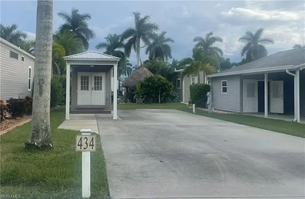 5453 Cypress Trail Resort Cir, Fort Myers