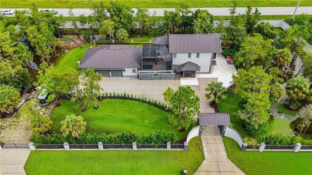 3585 33rd Ave Ne, Naples