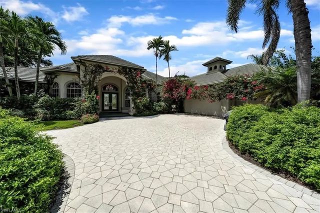 Photo of 2339 Alexander Palm Dr, NAPLES FL