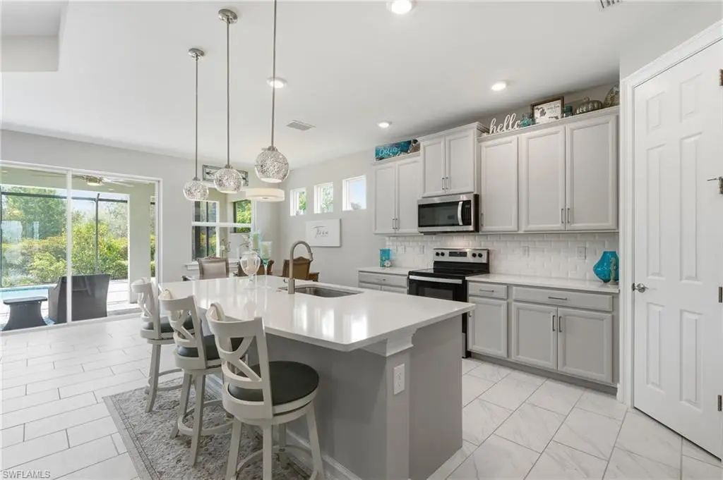 16530 Seagate Pl, Bonita Springs