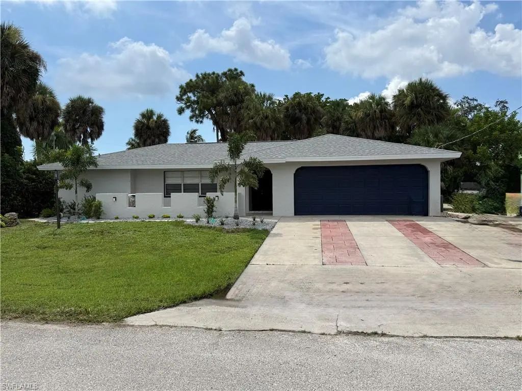 6090 Island Park Ct Sw, Fort Myers