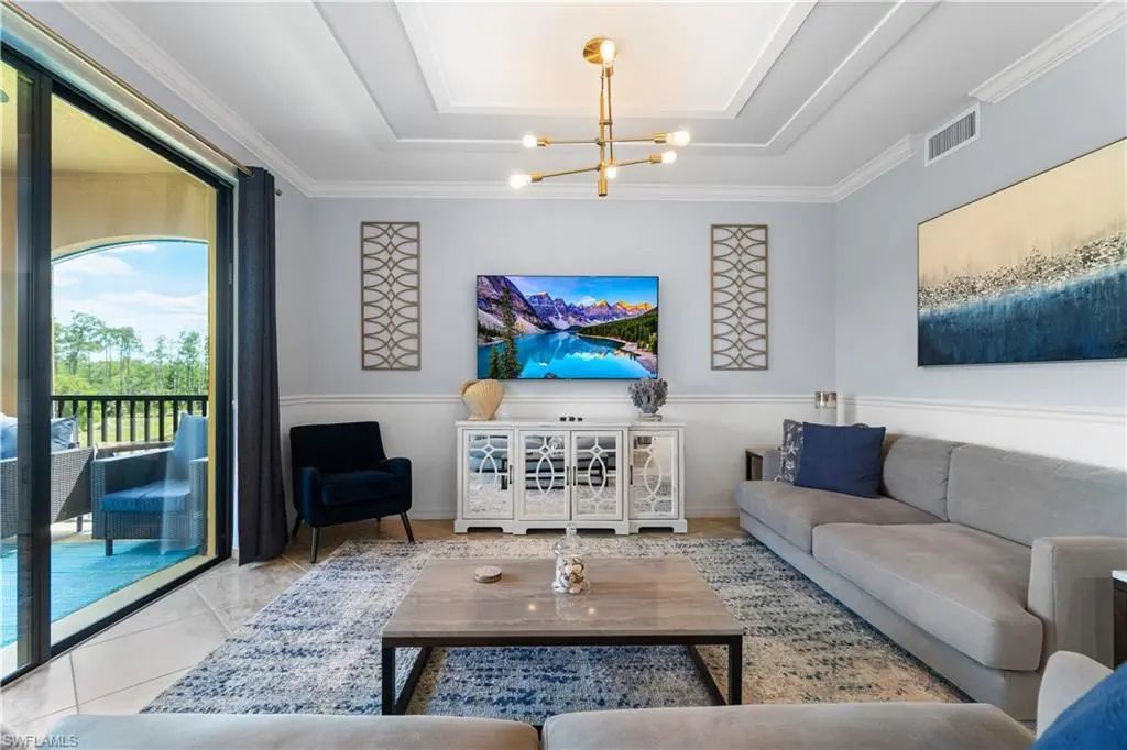 9590 Trevi Ct 5337, Naples