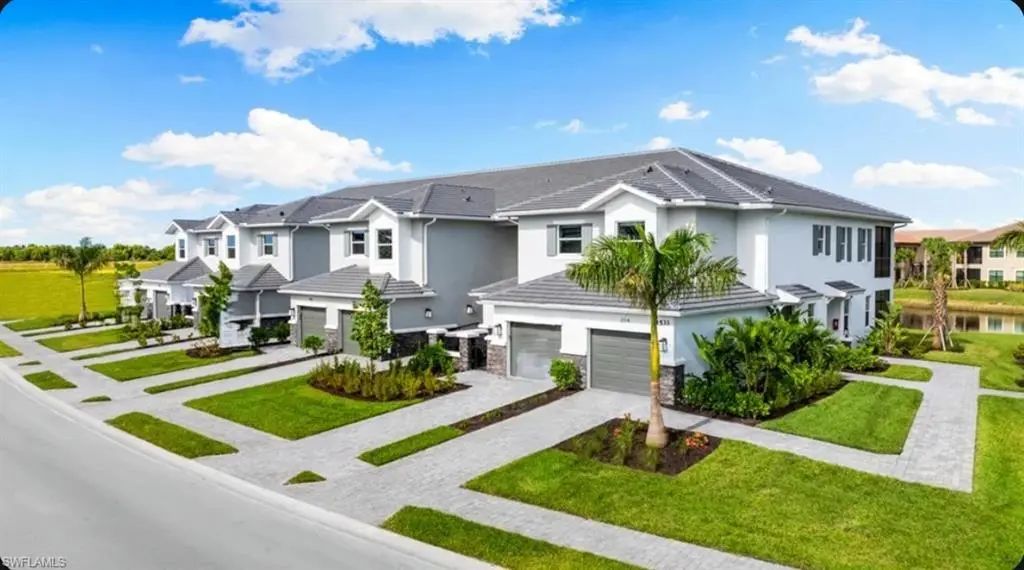 15349 Giardino Dr 13-103, Naples