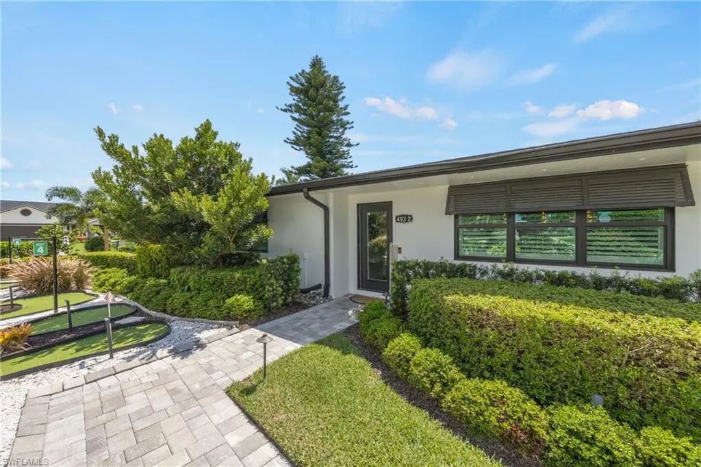 493 Willet Ave, Naples