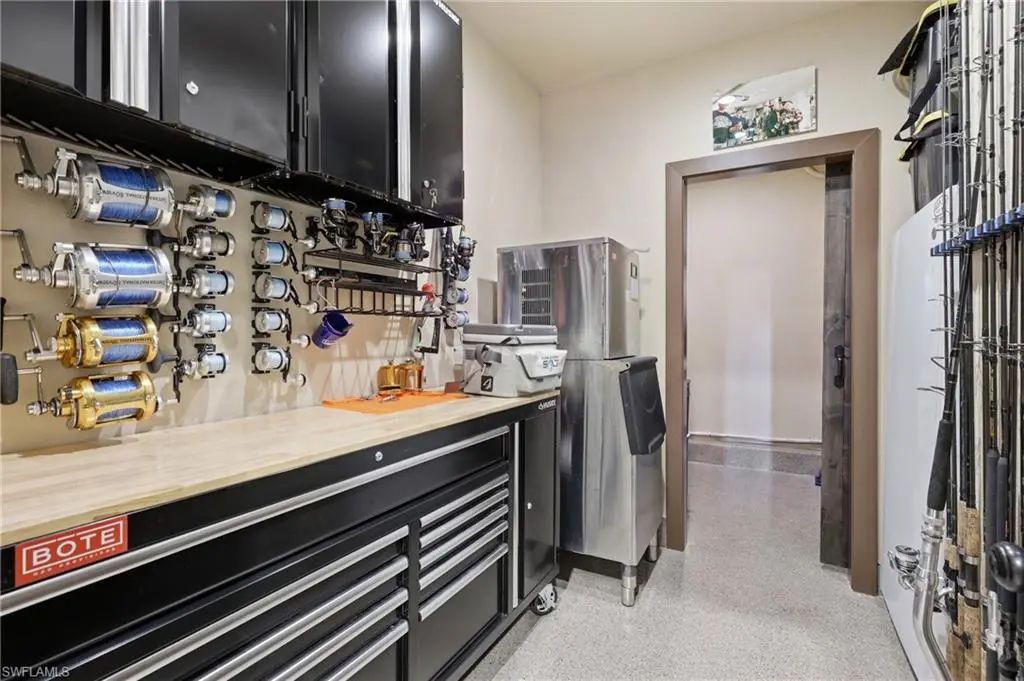2709 Nw 41St Ave, CAPE CORAL, FL, 33993