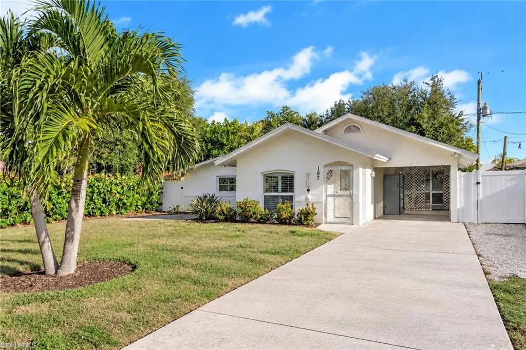 187 2nd St, Bonita Springs