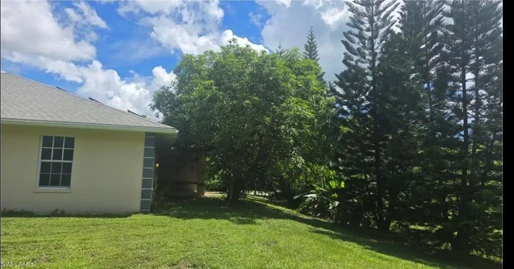 2831 White Blvd, Naples