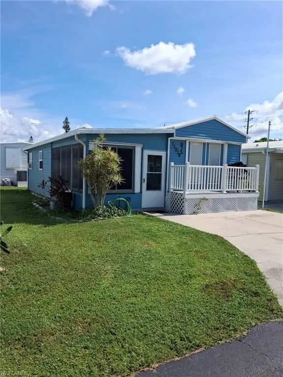 11028 Sunlight Ln, Fort Myers