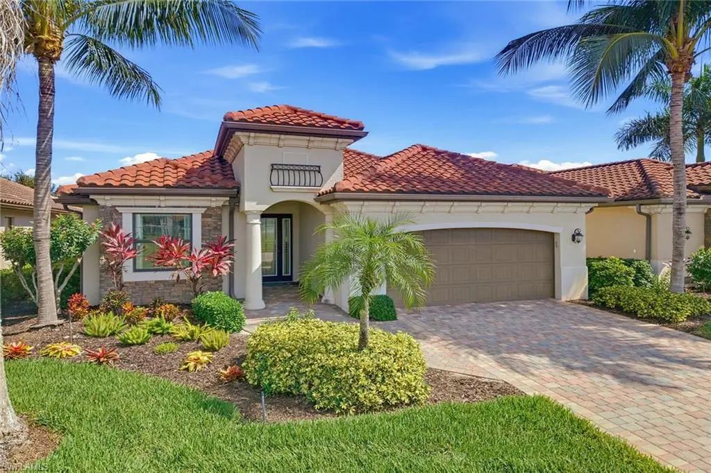 2918 Aviamar Cir, Naples