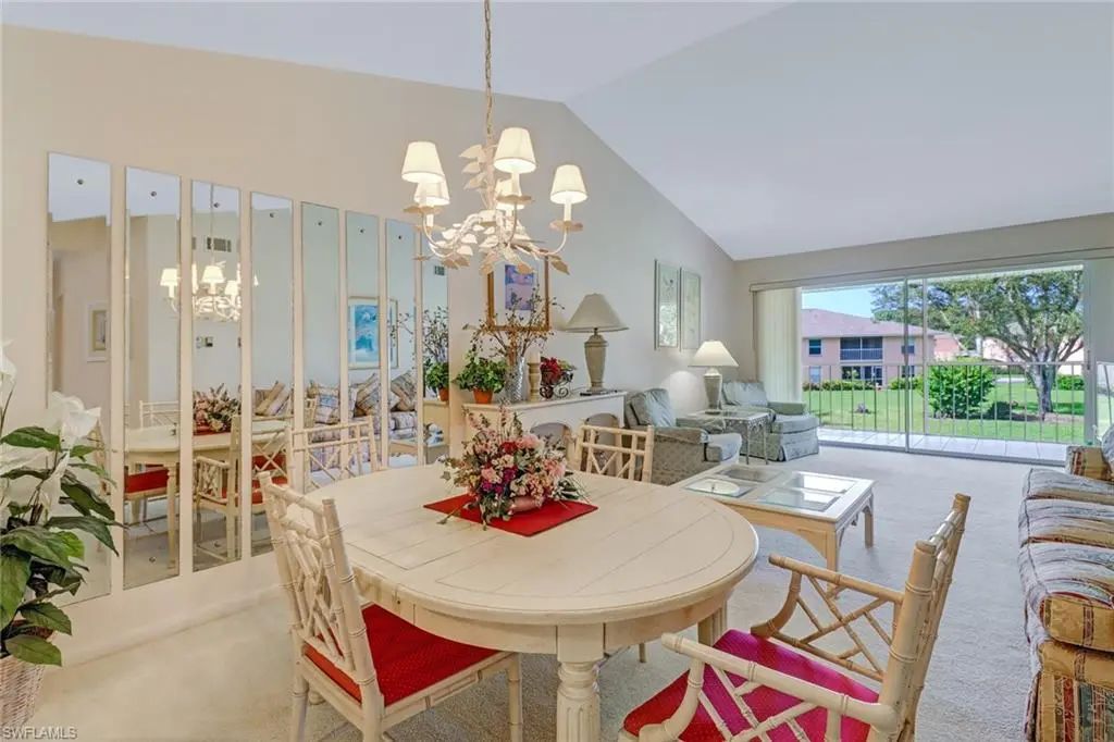 1406 Churchill Cir 203, Naples