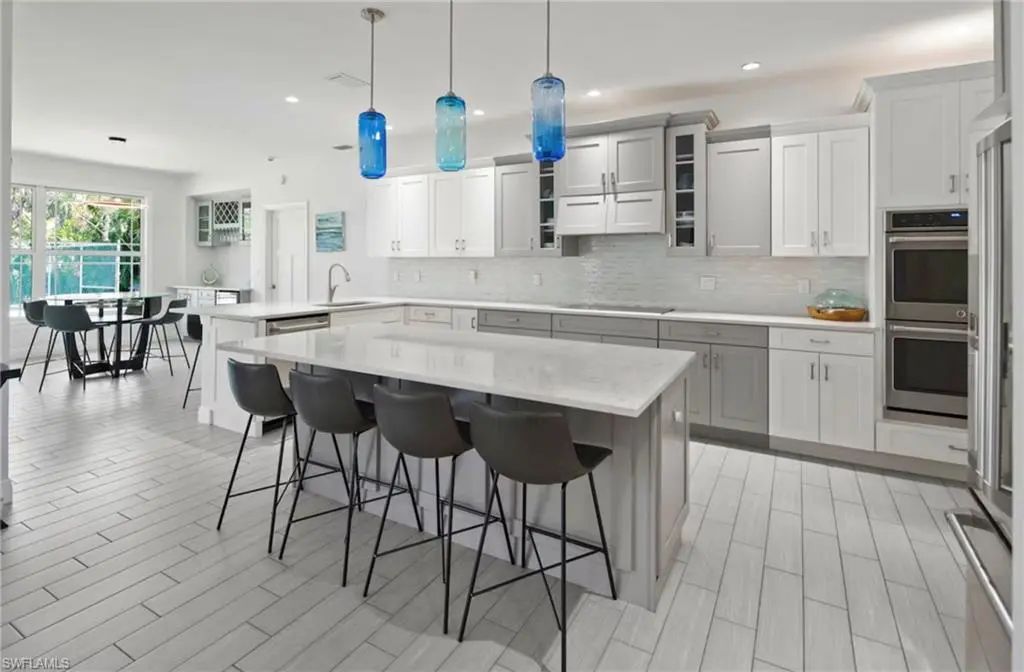 920 E Inlet Dr, Marco Island