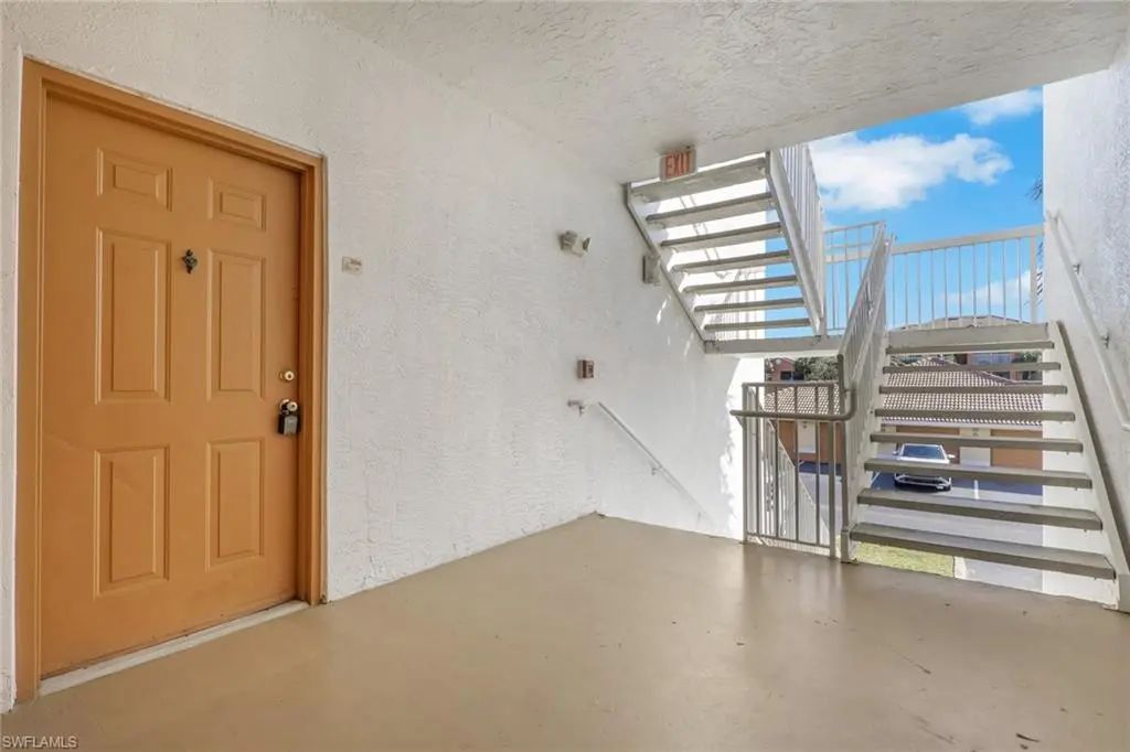 6321 Aragon Way 206, Fort Myers