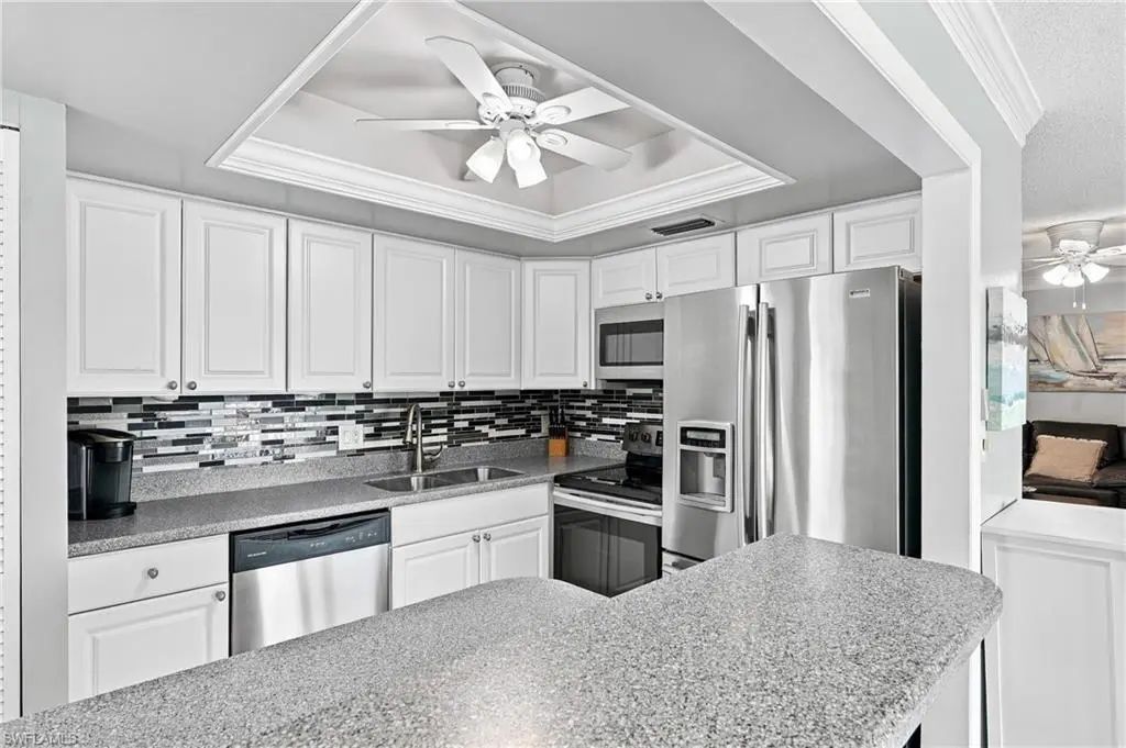 1155 Sandpiper St G6, Naples
