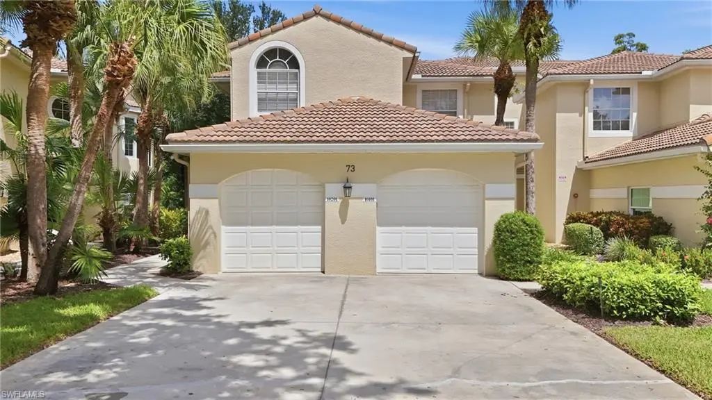 73 Silver Oaks Cir 10201, Naples