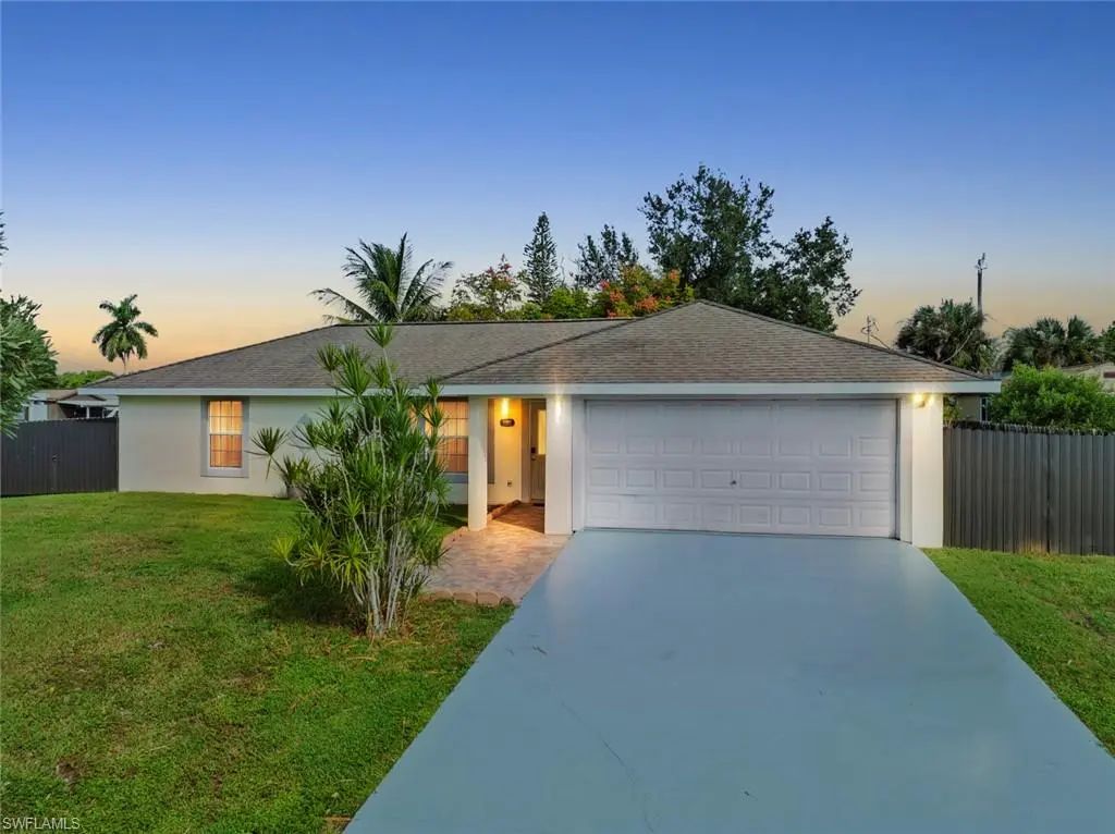 5467 28th Ave Sw, Naples